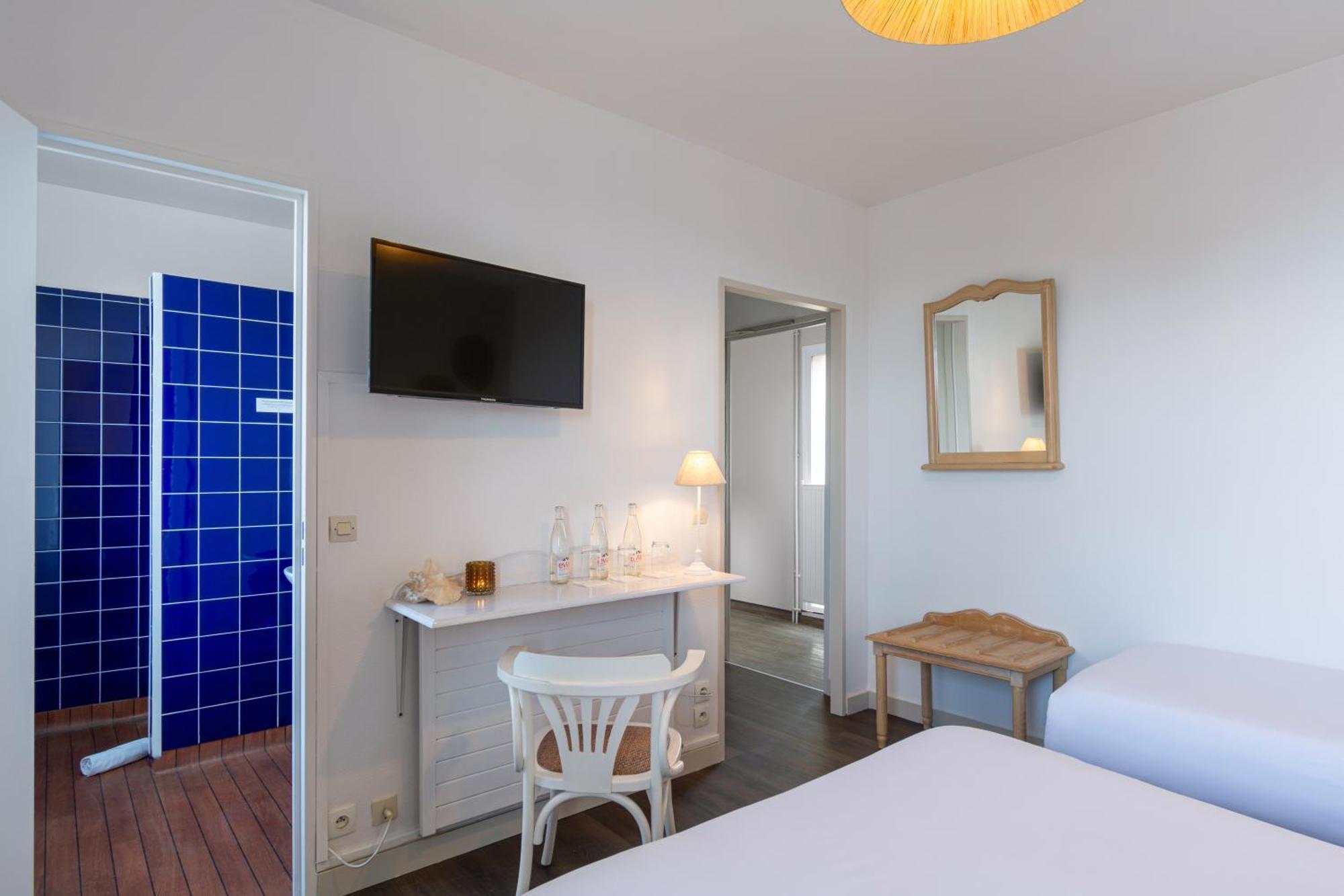 Hotel De La Plage Courseulles-sur-Mer Buitenkant foto