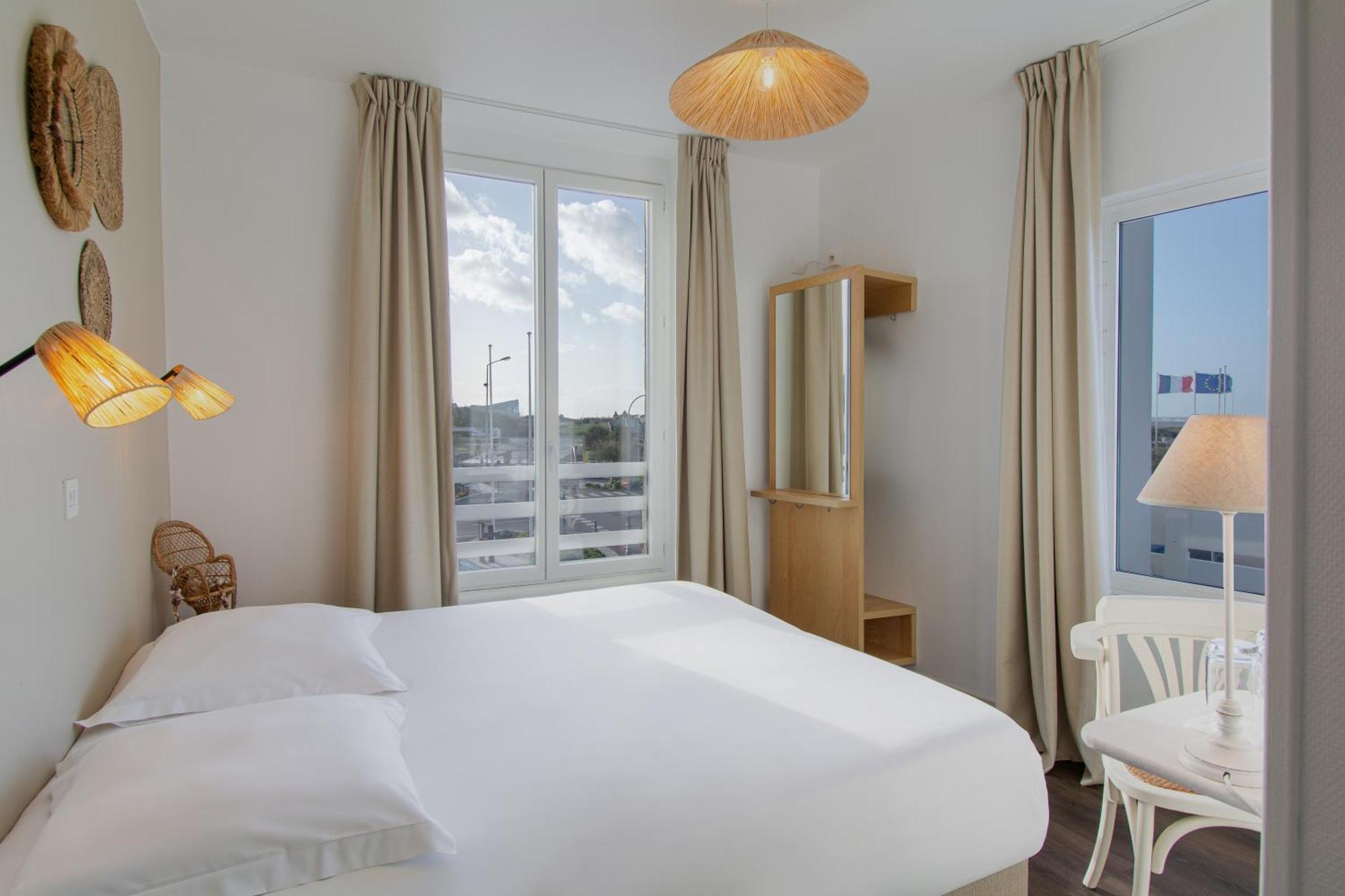 Hotel De La Plage Courseulles-sur-Mer Buitenkant foto