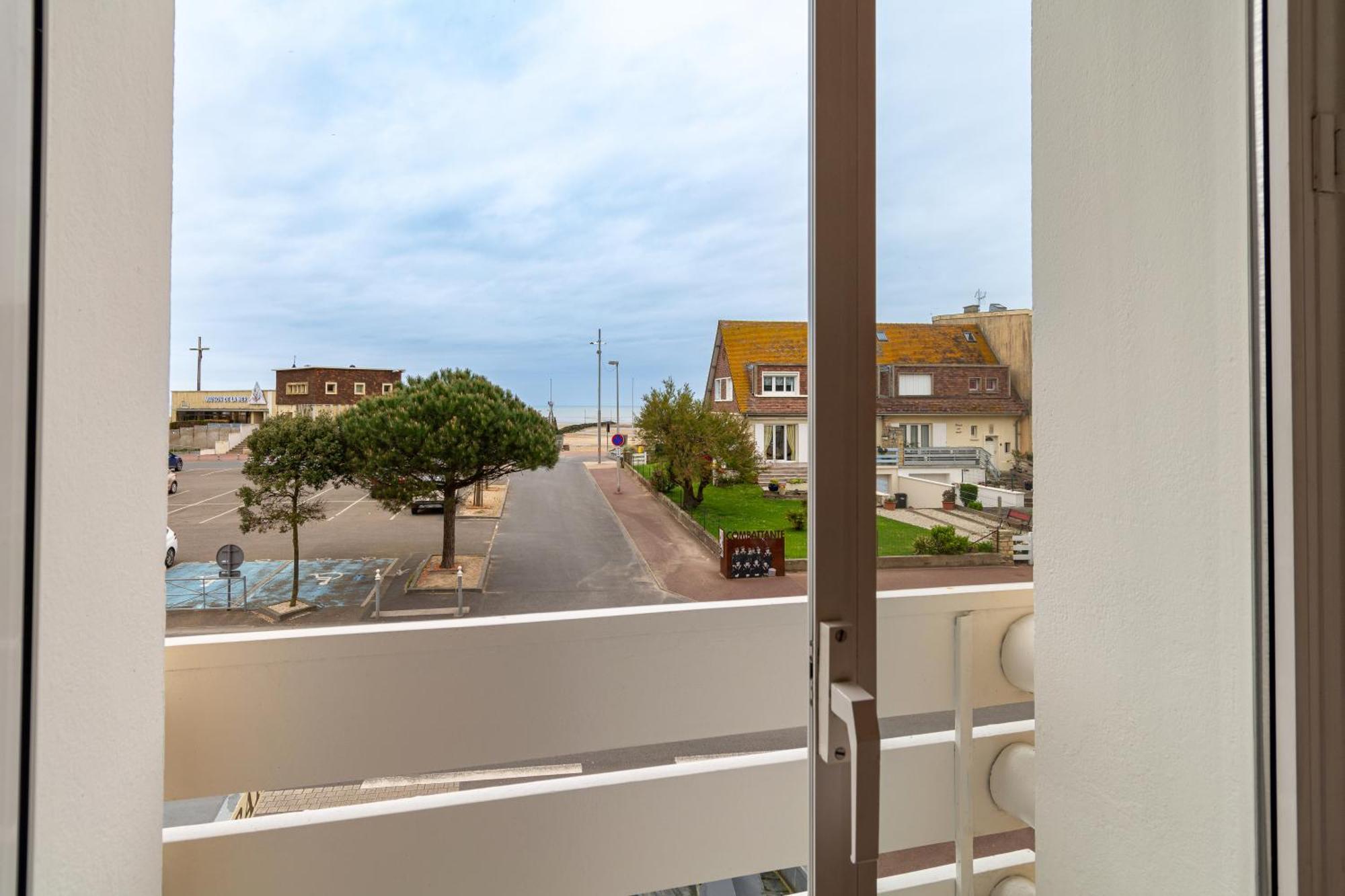 Hotel De La Plage Courseulles-sur-Mer Buitenkant foto