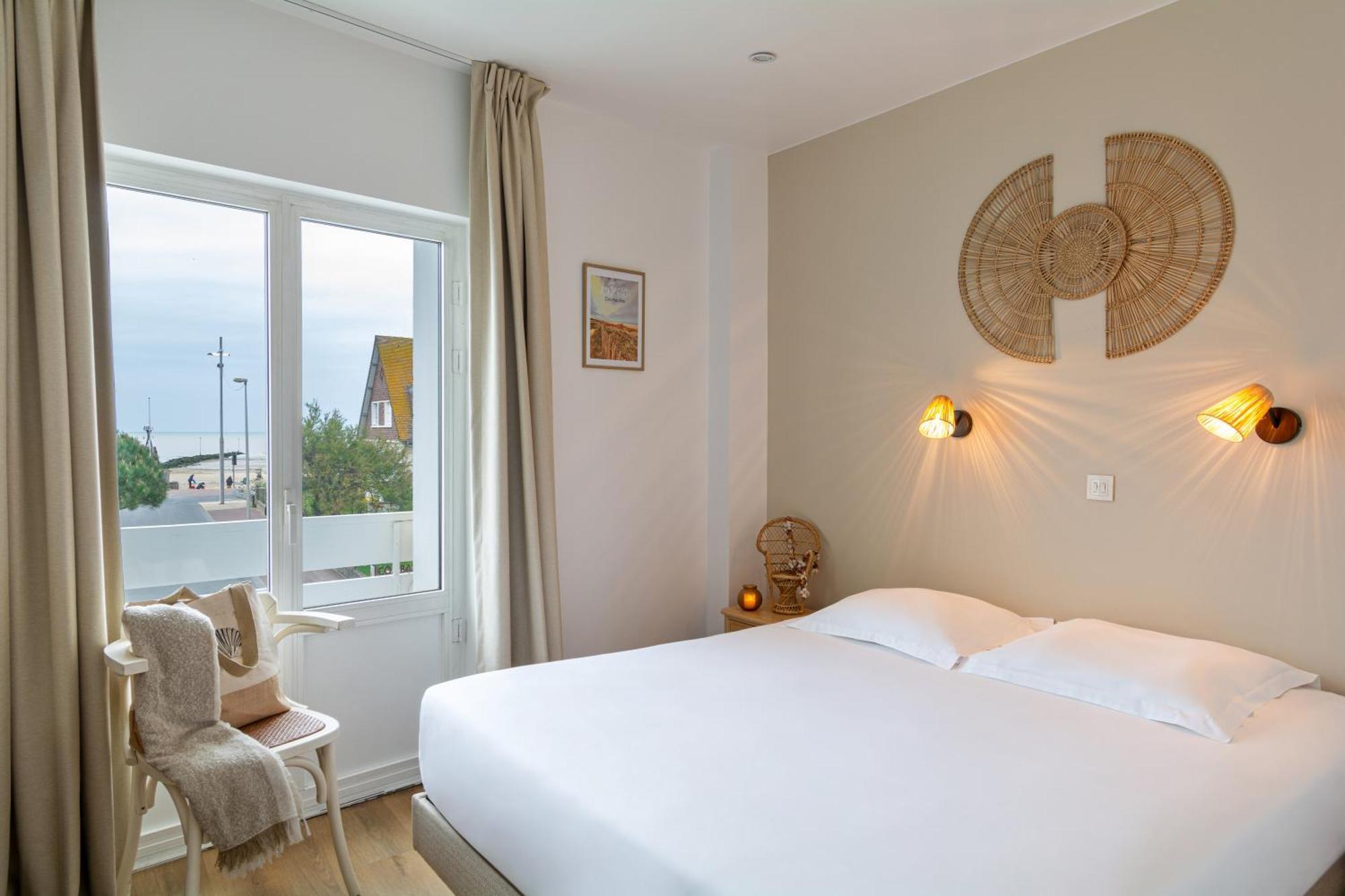 Hotel De La Plage Courseulles-sur-Mer Buitenkant foto